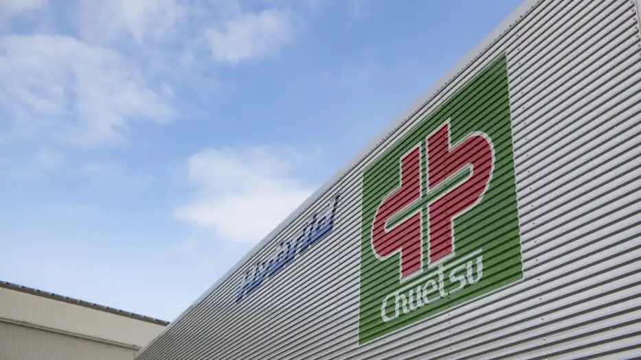 prominent recruitment image