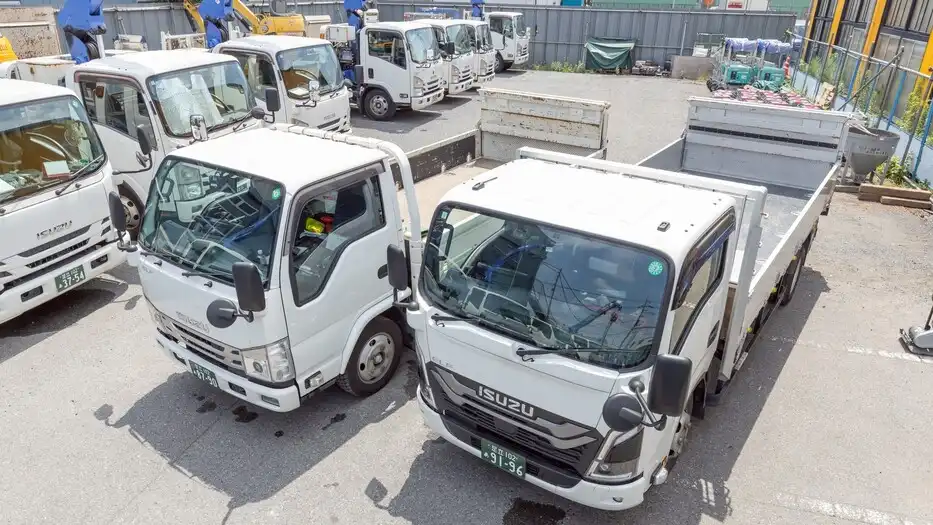 prominent recruitment image